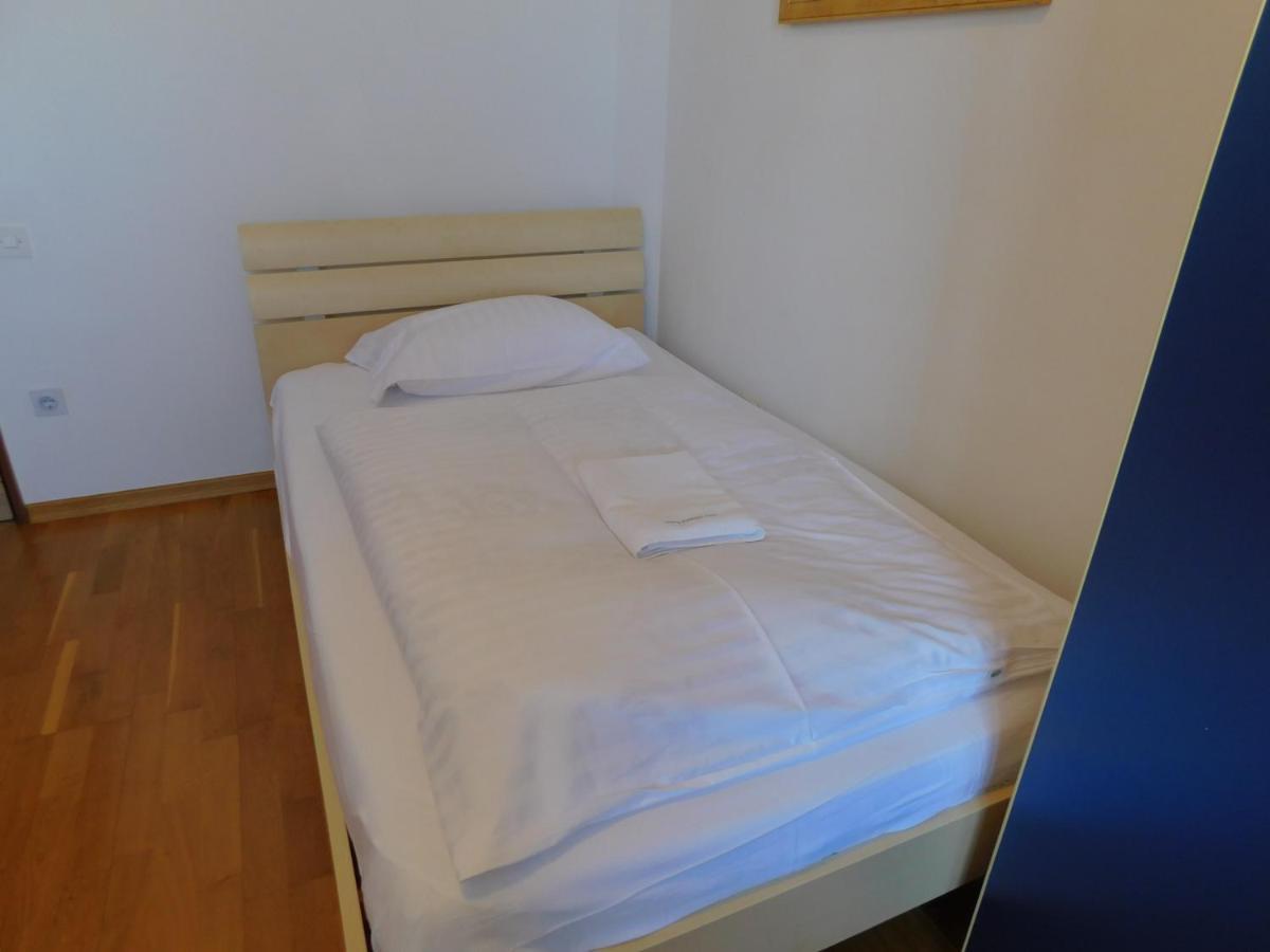 Apartma Mimoza Lejlighed Jagodje Eksteriør billede